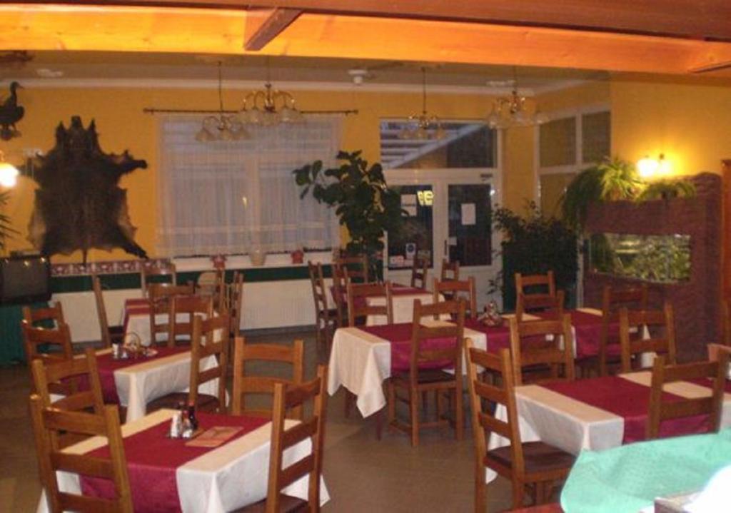 Zatonyi Csarda Panzio Bed and Breakfast Dunasziget Exteriör bild